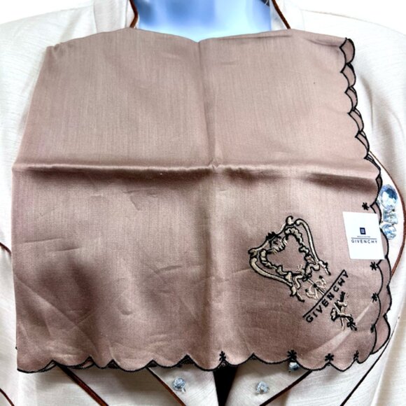 New Set of 2 GIVENCHY Handkerchief 18" CottonSsilk Brown beige Embroidered (32) - Picture 5 of 8